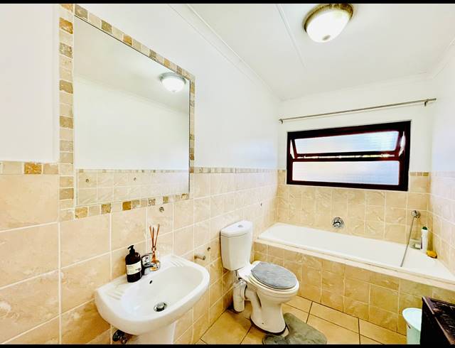 3 BEDROOM HOUSE FOR SALE IN KYALAMI HILLS